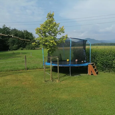 Hemp Farm Paradise Near Bled And Ljubljana مكان تخييم كراني