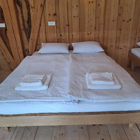 Kamp alanı Hemp Farm Paradise Near Bled And Ljubljana Kranj
