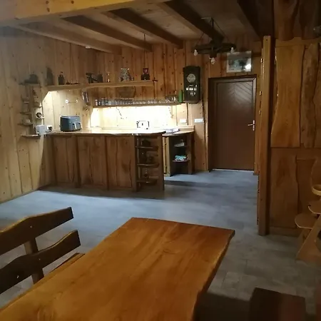 Hemp Farm Paradise Near Bled And Ljubljana مكان تخييم كراني