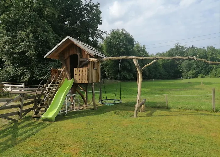 Hemp Farm Paradise Near Bled And Ljubljana キャンプ場 *