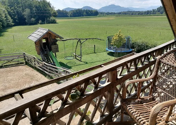 Hemp Farm Paradise Near Bled And Ljubljana キャンプ場 *