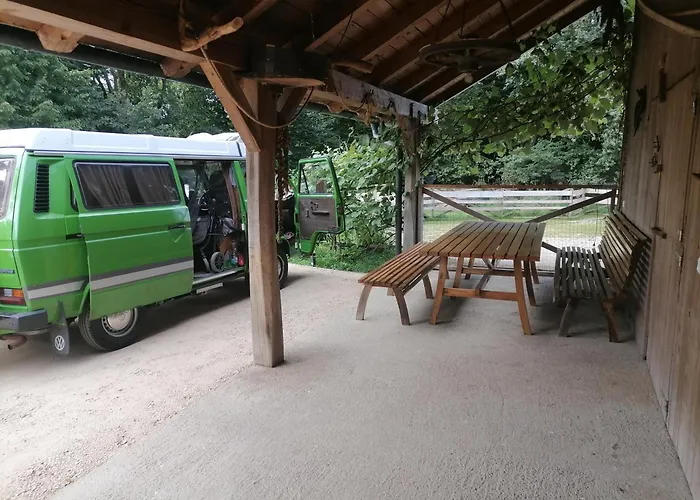 Hemp Farm Paradise Near Bled And Ljubljana キャンプ場